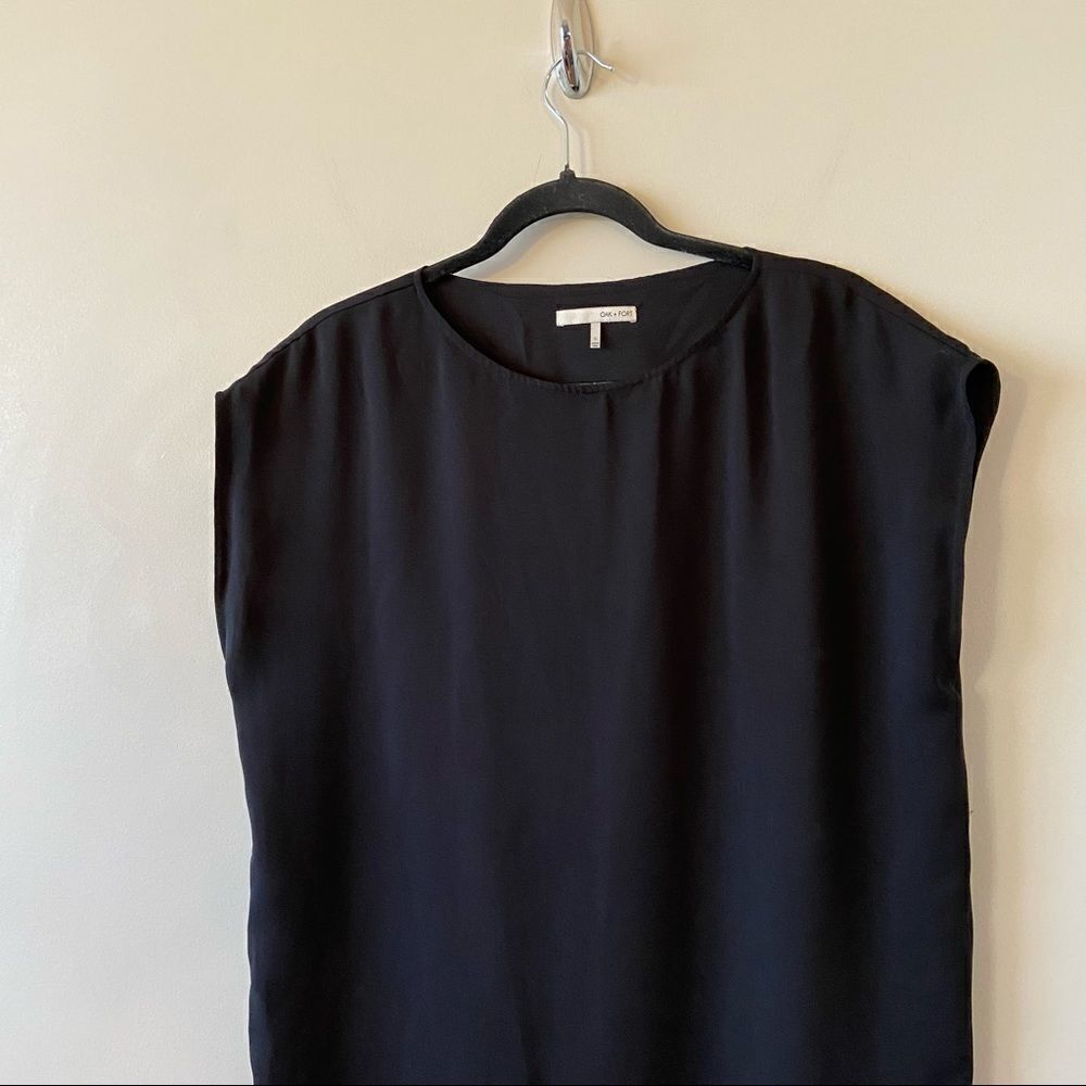 Oak & Fort -Black Shift Scoop Neck Mini Dress (Small) - Picture 4 of 7